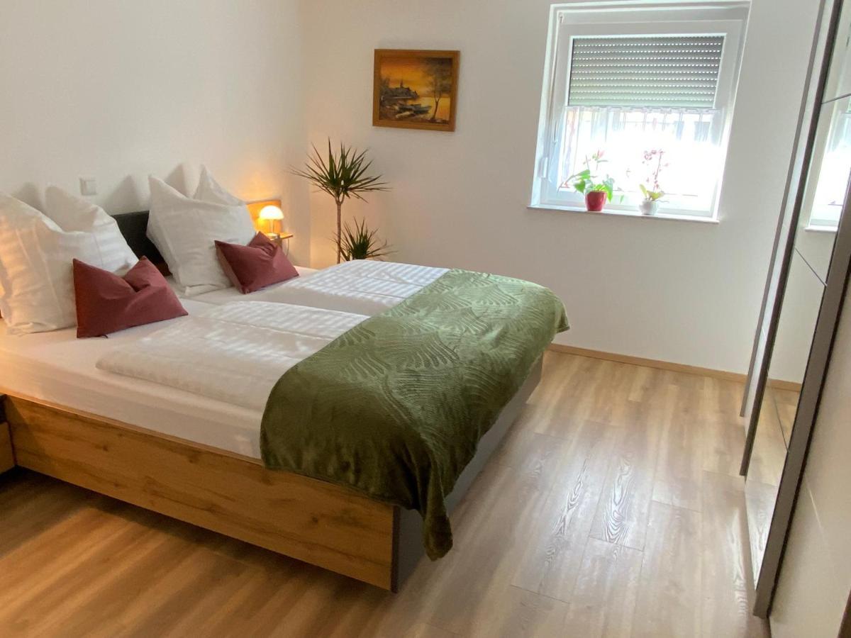 Ferienwohnung Mit Salzachblick Laufen Exteriör bild