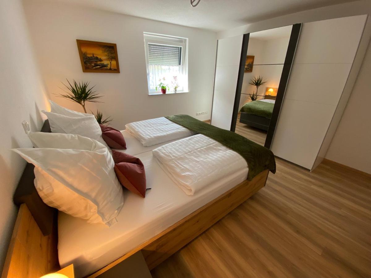 Ferienwohnung Mit Salzachblick Laufen Exteriör bild